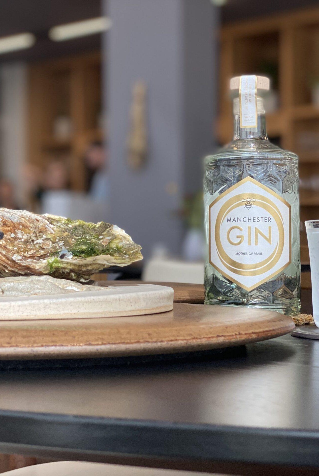 Oyster Gin - Mother of Pearl: Manchester Gin X mana image 2