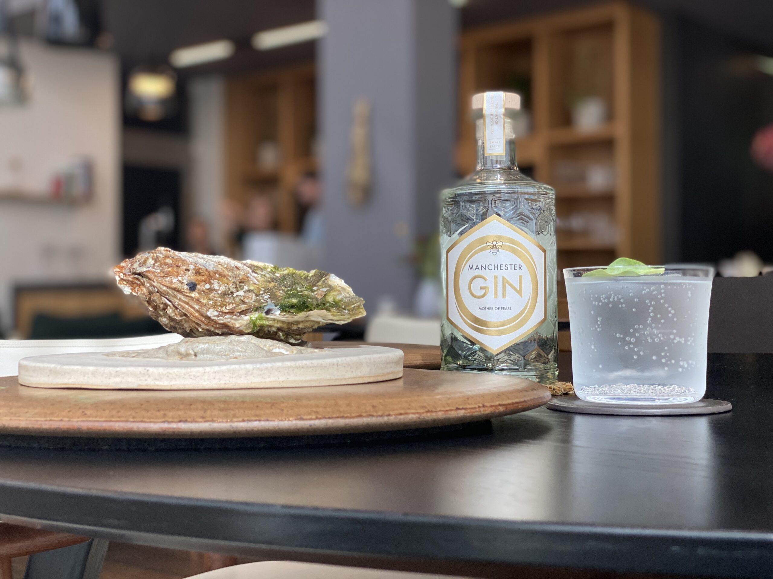 Oyster Gin - Mother of Pearl: Manchester Gin X mana image 2